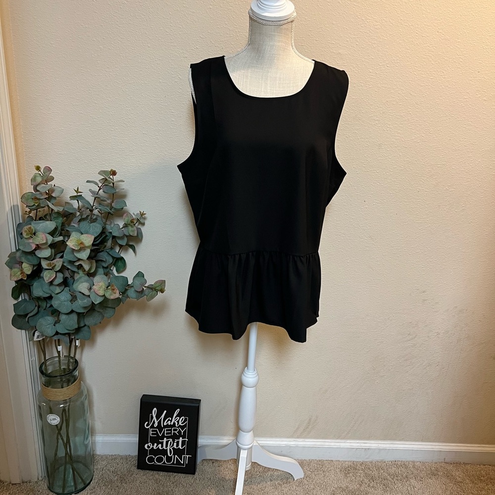 Ann Taylor Loft Peplum Blouse Black Large Sleeveless 92% Polyester 8% Spandex